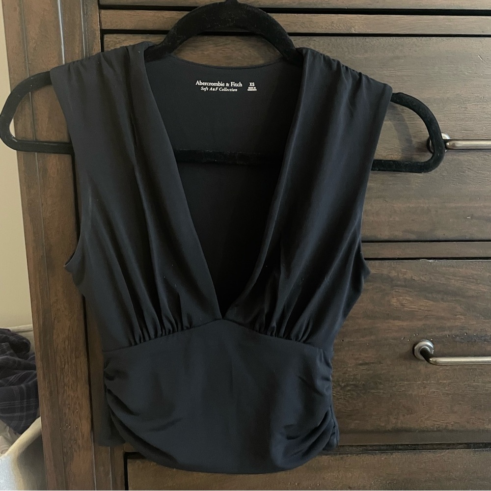 Abercrombie & Fitch V Neck Crop Tank